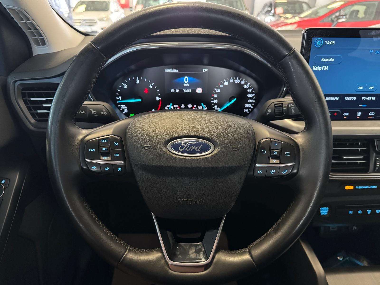 2024 Dizel Otomatik Ford Focus Gri Ermat Motorlu Araçlar ve Tarım Ürünleri Sanayi Ticaret A.Ş.