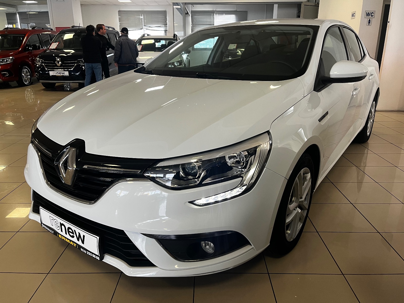 2019 Benzin Manuel Renault Megane Beyaz Ermat Motorlu Araçlar ve Tarım Ürünleri Sanayi Ticaret A.Ş.