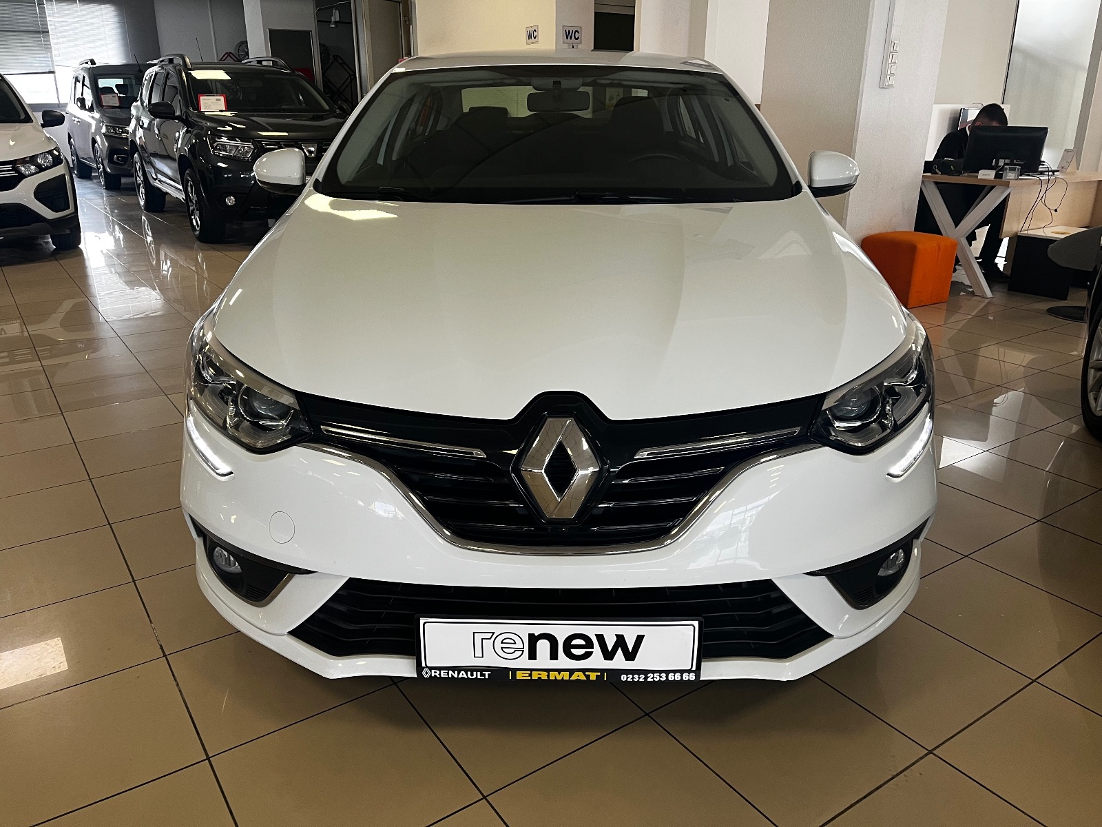 2019 Benzin Manuel Renault Megane Beyaz Ermat Motorlu Araçlar ve Tarım Ürünleri Sanayi Ticaret A.Ş.