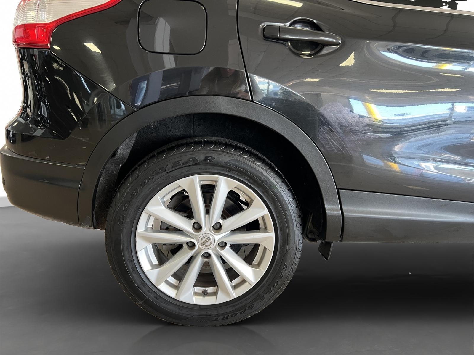 2017 Dizel Otomatik Nissan Qashqai Siyah Ermat Motorlu Araçlar ve Tarım Ürünleri Sanayi Ticaret A.Ş.