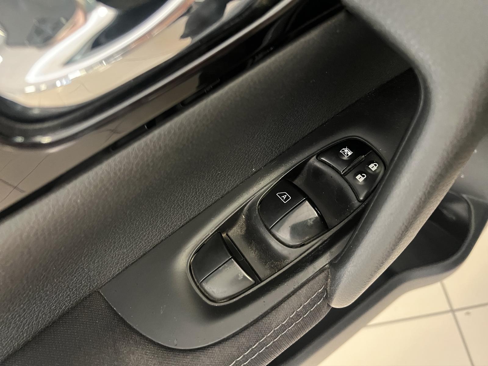 2017 Dizel Otomatik Nissan Qashqai Siyah Ermat Motorlu Araçlar ve Tarım Ürünleri Sanayi Ticaret A.Ş.