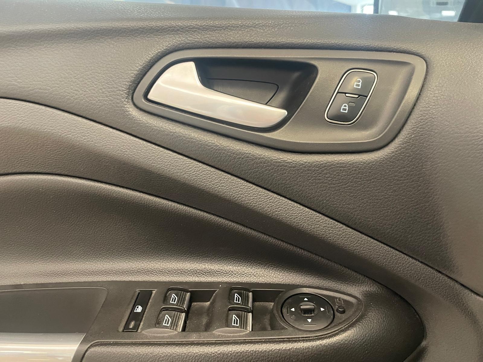 2019 Dizel Otomatik Ford Kuga Beyaz Ermat Motorlu Araçlar ve Tarım Ürünleri Sanayi Ticaret A.Ş.