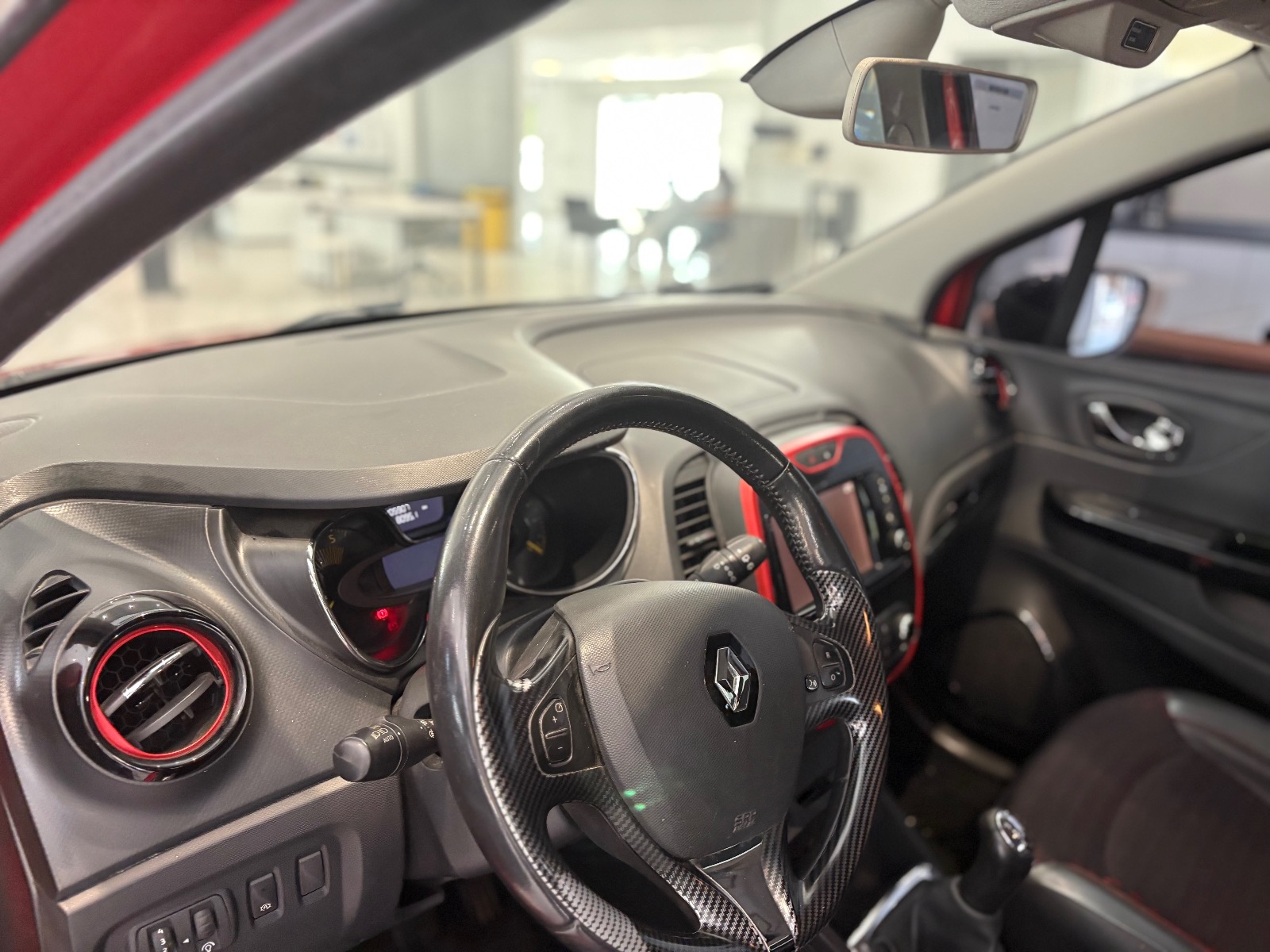 2015 Dizel Manuel Renault Captur Kırmızı Ermat Motorlu Araçlar ve Tarım Ürünleri Sanayi Ticaret A.Ş.
