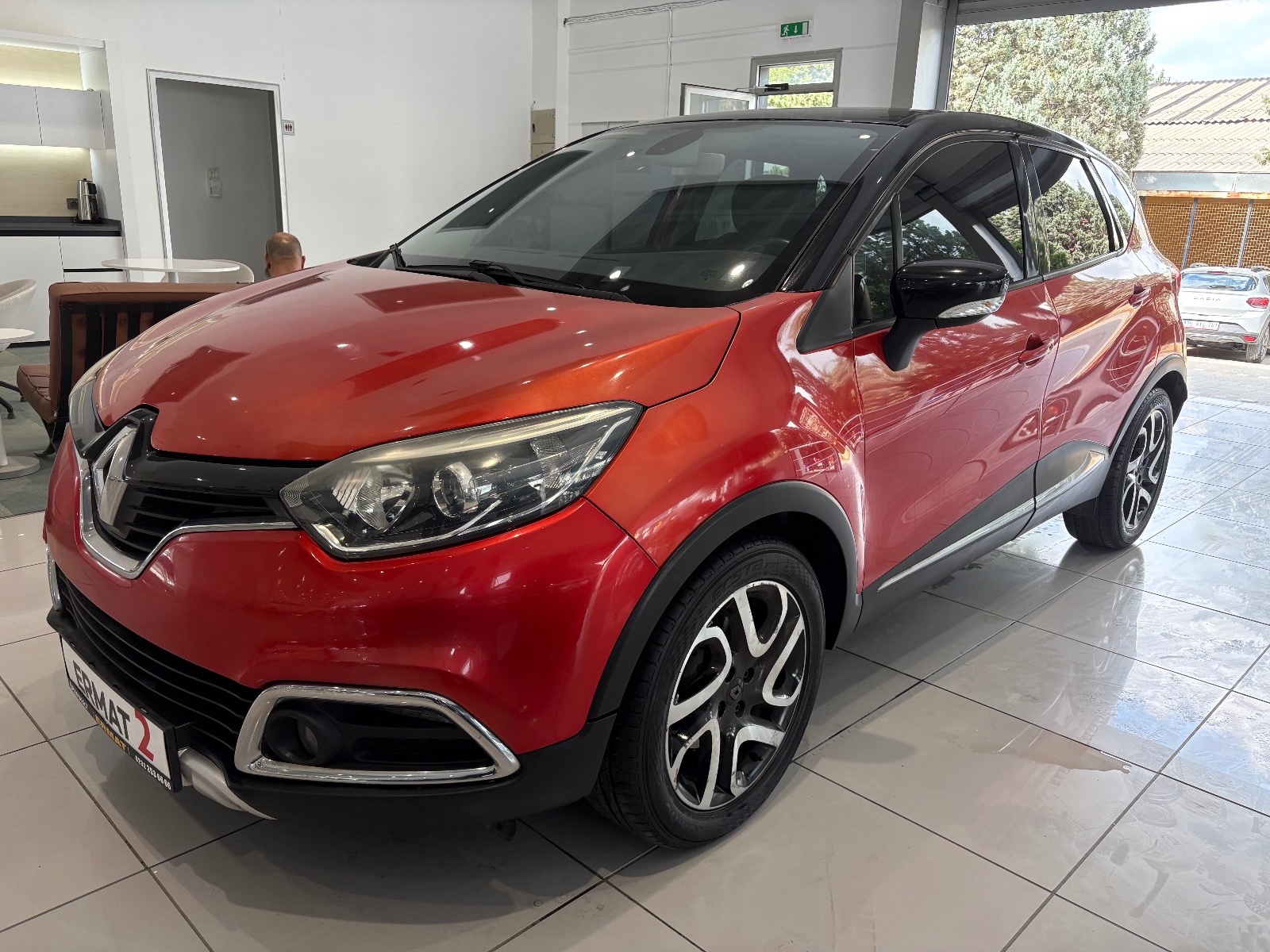 2015 Dizel Manuel Renault Captur Kırmızı Ermat Motorlu Araçlar ve Tarım Ürünleri Sanayi Ticaret A.Ş.