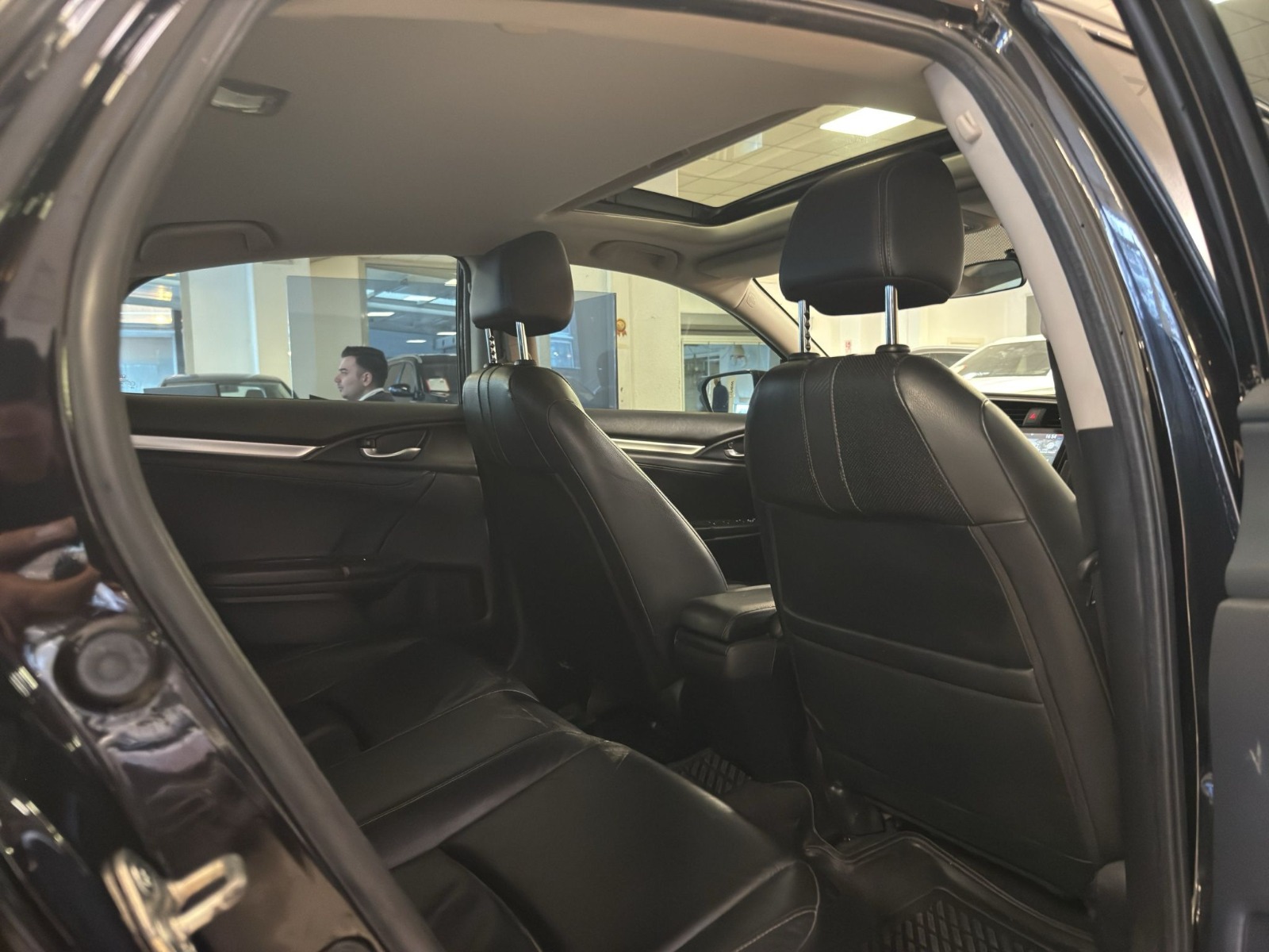 2017 Benzin + LPG Otomatik Honda Civic Siyah Ermat Motorlu Araçlar ve Tarım Ürünleri Sanayi Ticaret A.Ş.