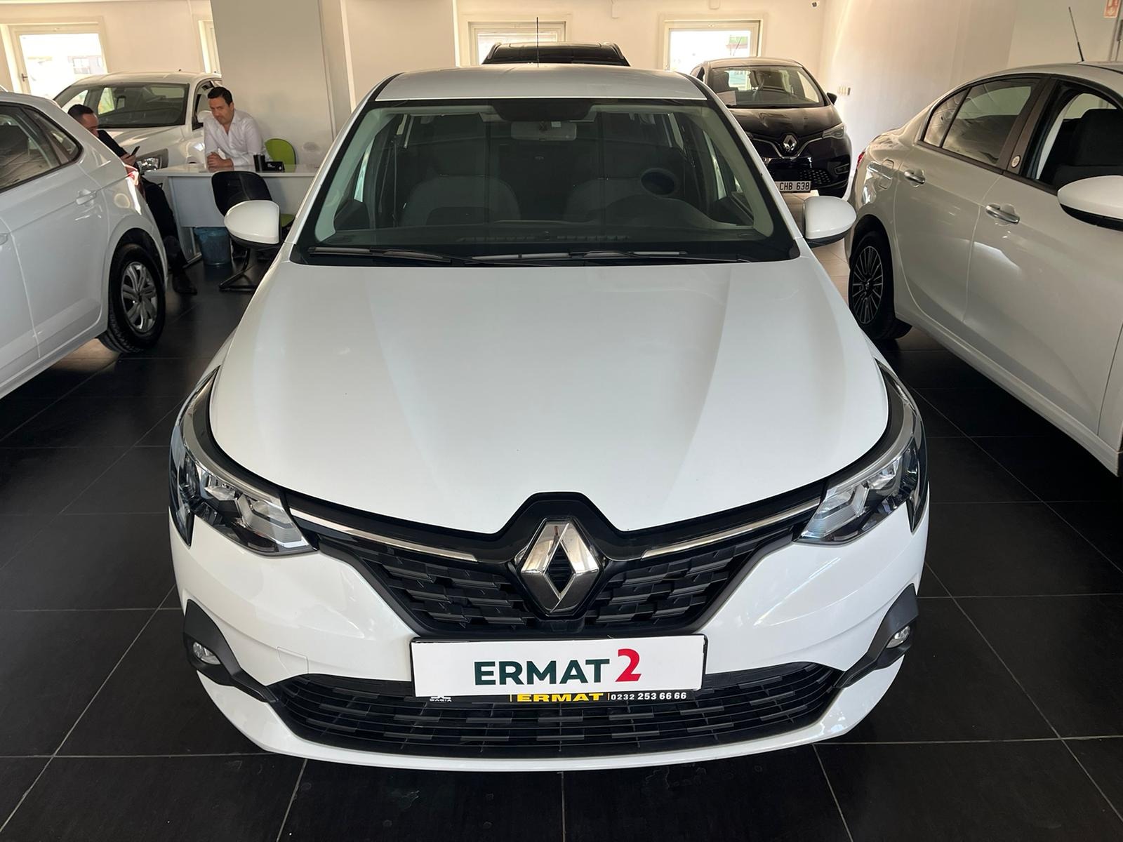 2023 Benzin Otomatik Renault Taliant Beyaz Ermat Motorlu Araçlar ve Tarım Ürünleri Sanayi Ticaret A.Ş.