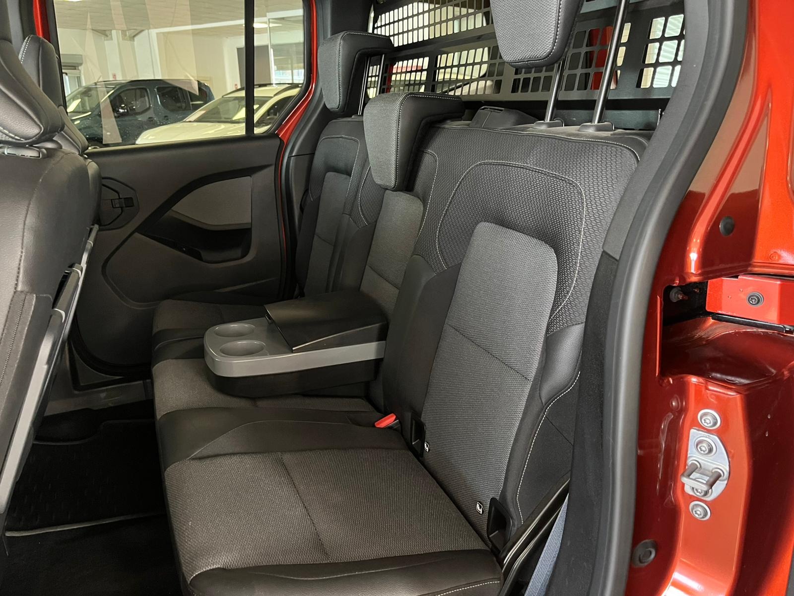 2024 Benzin Otomatik Renault Kangoo Multix Kahverengi Ermat Motorlu Araçlar ve Tarım Ürünleri Sanayi Ticaret A.Ş.