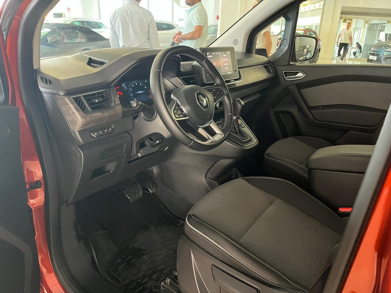2024 Benzin Otomatik Renault Kangoo Multix Kahverengi Ermat Motorlu Araçlar ve Tarım Ürünleri Sanayi Ticaret A.Ş.