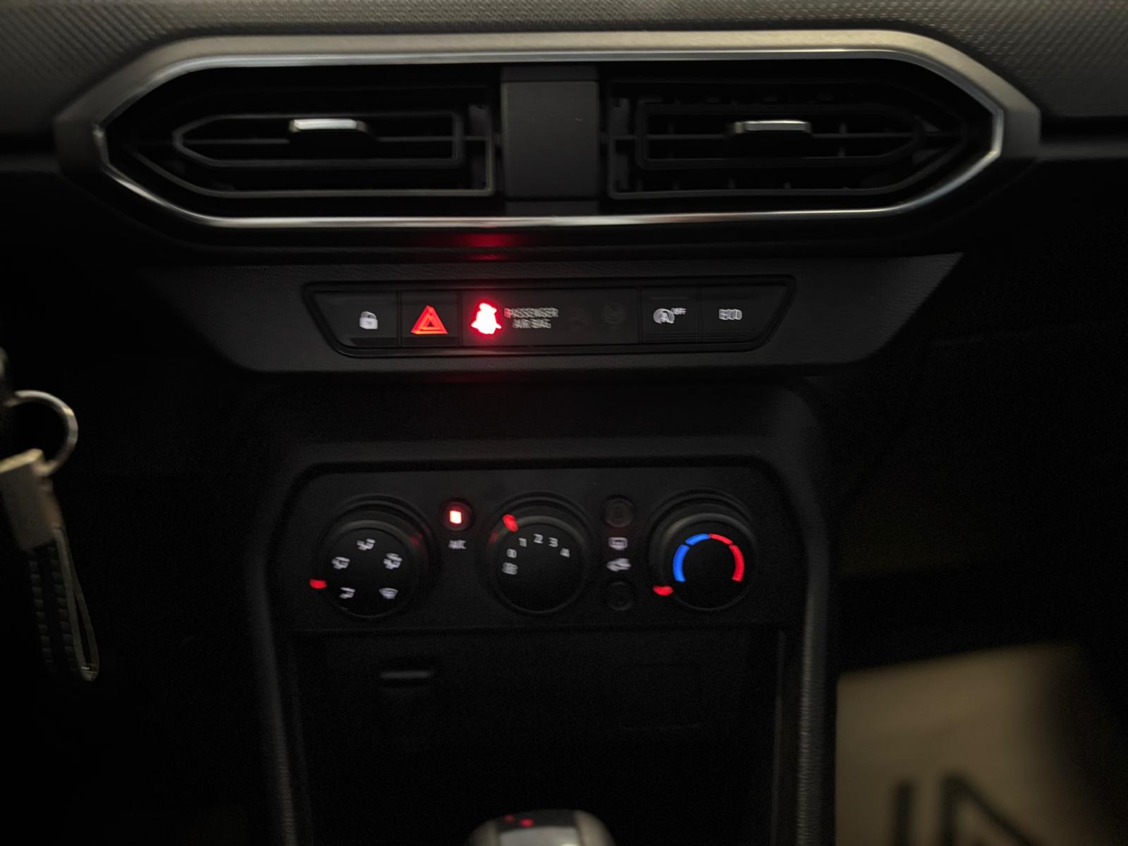 2021 Benzin Otomatik Dacia Sandero Beyaz Ermat Motorlu Araçlar ve Tarım Ürünleri Sanayi Ticaret A.Ş.