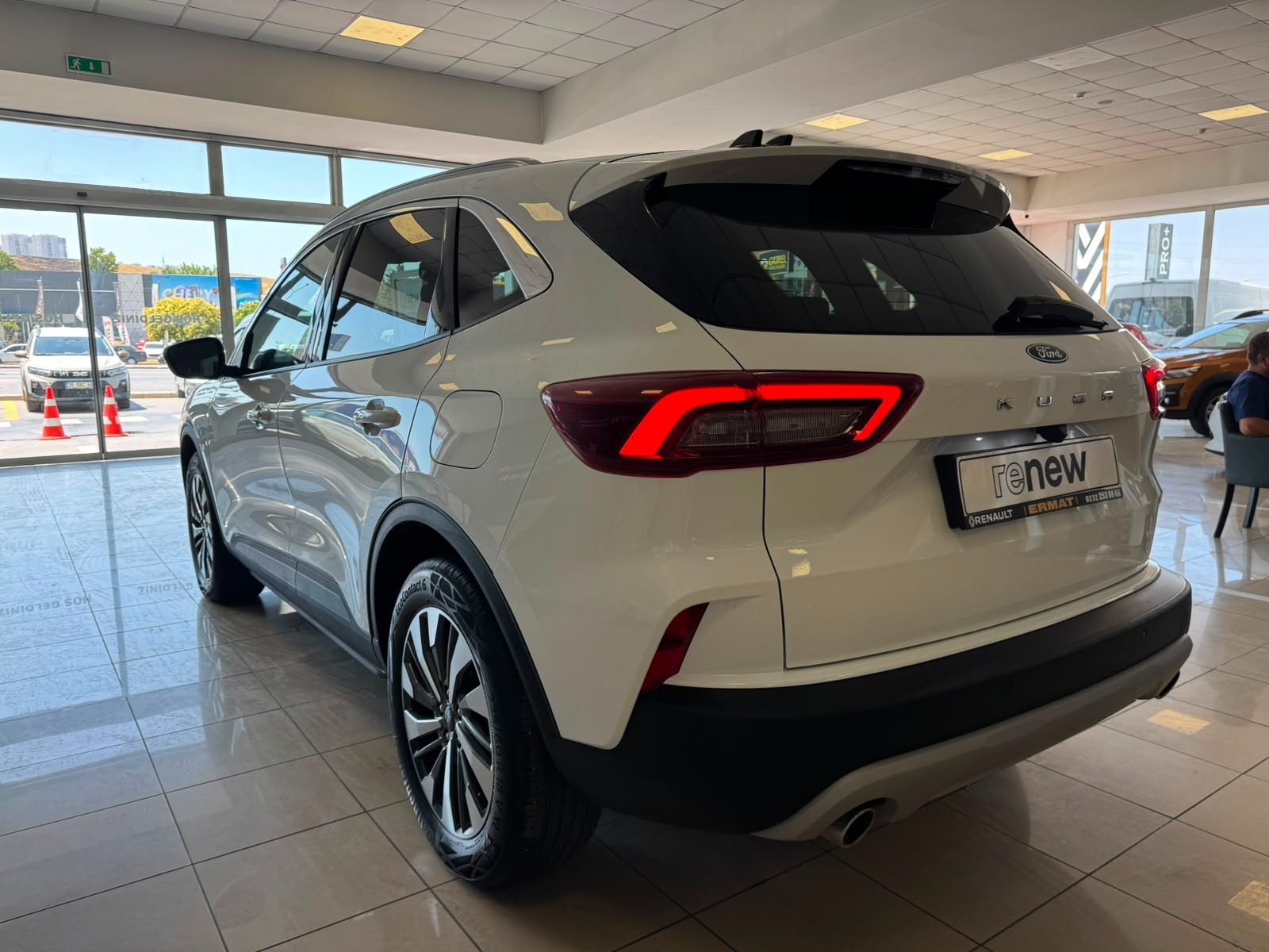 2025 Benzin Otomatik Ford Kuga Beyaz Ermat Motorlu Araçlar ve Tarım Ürünleri Sanayi Ticaret A.Ş.