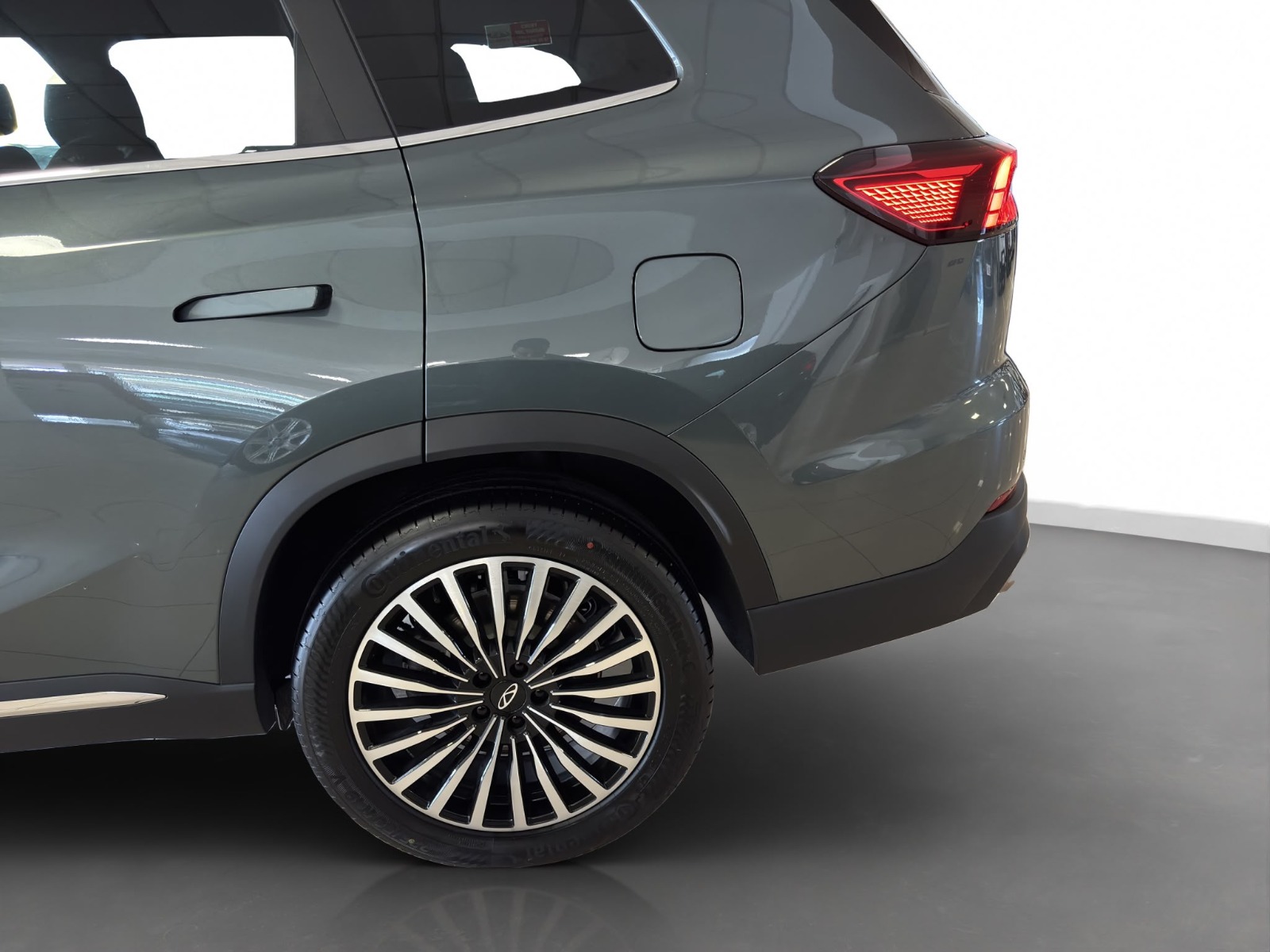 2026 Benzin Otomatik Chery Tiggo 8 Gri Ermat Motorlu Araçlar ve Tarım Ürünleri Sanayi Ticaret A.Ş.