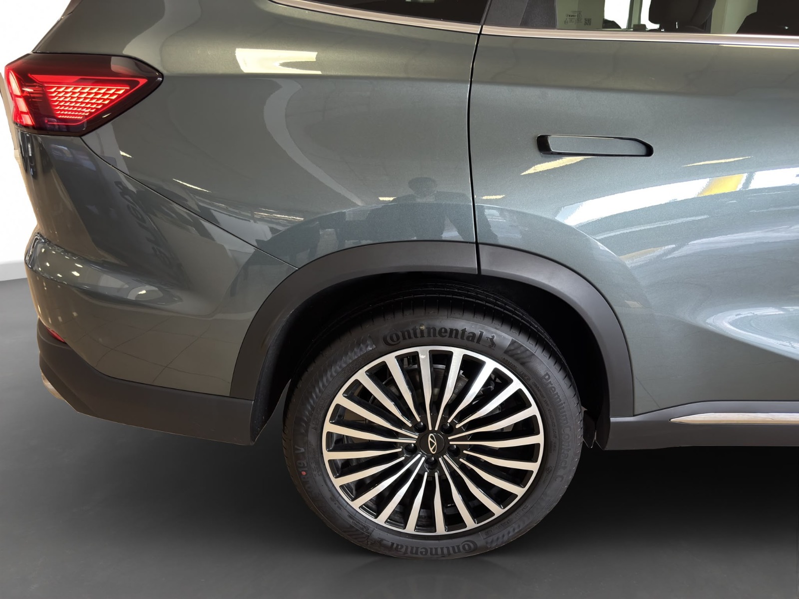2026 Benzin Otomatik Chery Tiggo 8 Gri Ermat Motorlu Araçlar ve Tarım Ürünleri Sanayi Ticaret A.Ş.