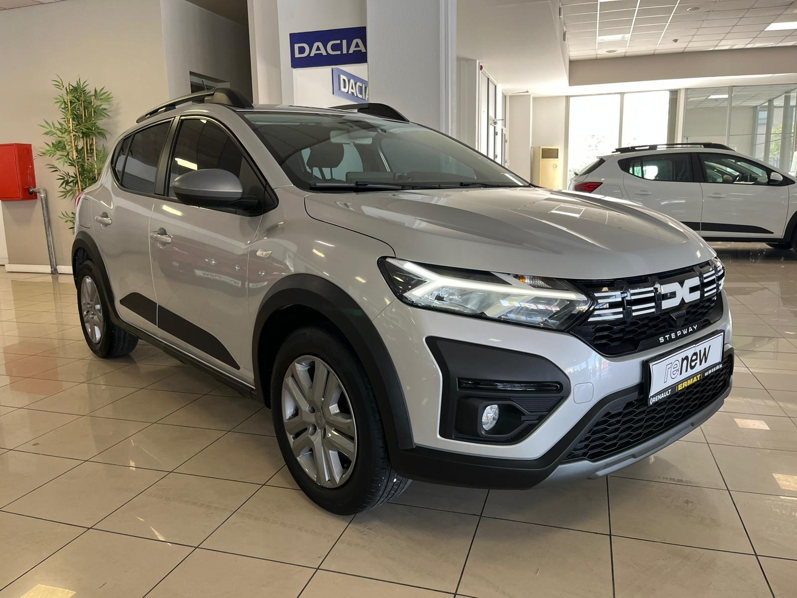 2023 Benzin Otomatik Dacia Sandero Gri Ermat Motorlu Araçlar ve Tarım Ürünleri Sanayi Ticaret A.Ş.