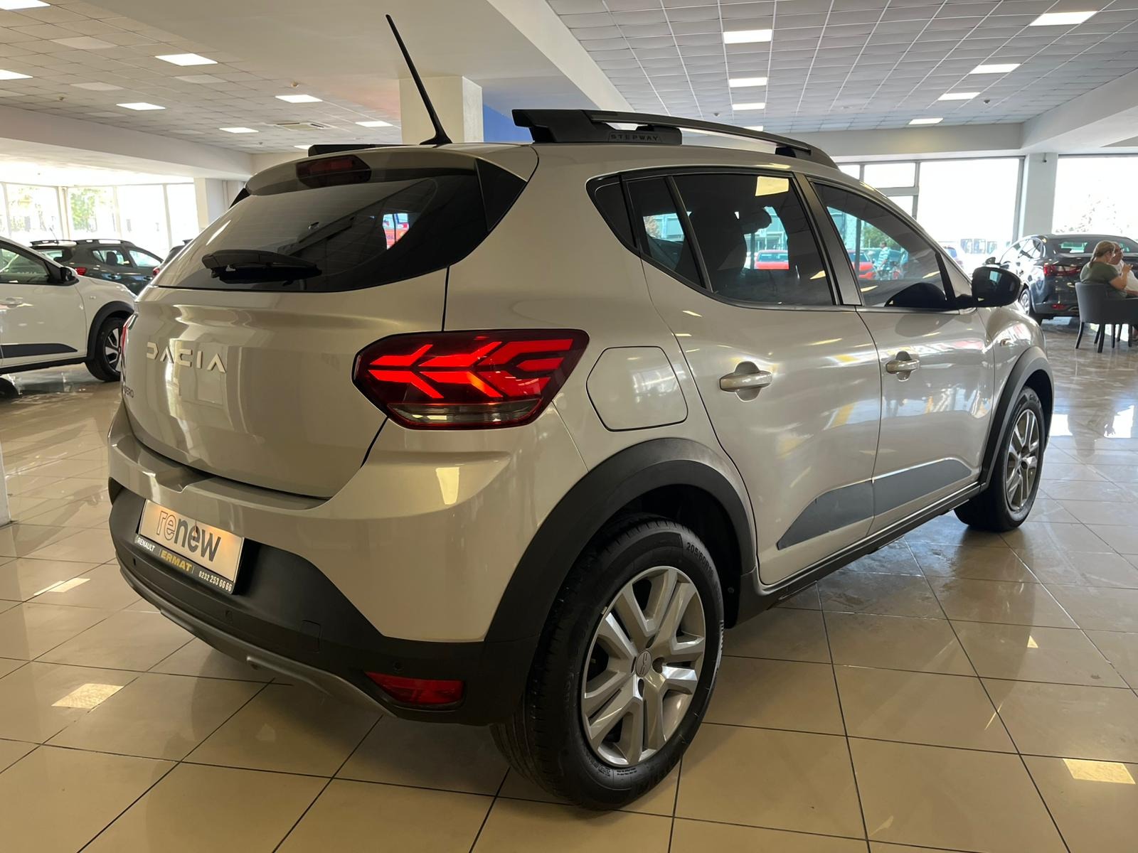 2023 Benzin Otomatik Dacia Sandero Gri Ermat Motorlu Araçlar ve Tarım Ürünleri Sanayi Ticaret A.Ş.