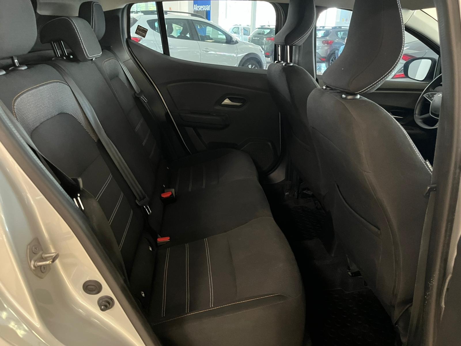 2023 Benzin Otomatik Dacia Sandero Gri Ermat Motorlu Araçlar ve Tarım Ürünleri Sanayi Ticaret A.Ş.