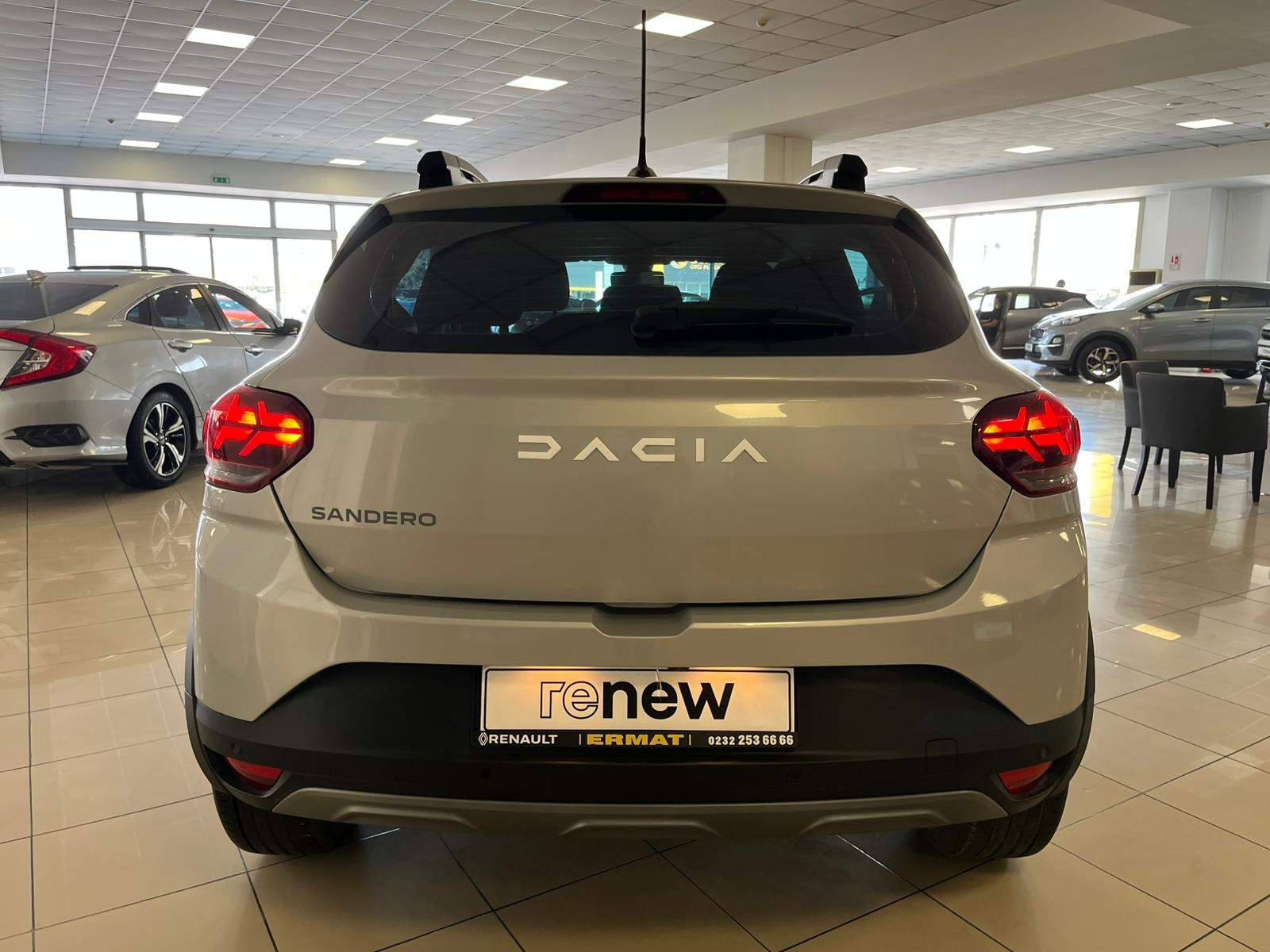 2023 Benzin Otomatik Dacia Sandero Gri Ermat Motorlu Araçlar ve Tarım Ürünleri Sanayi Ticaret A.Ş.