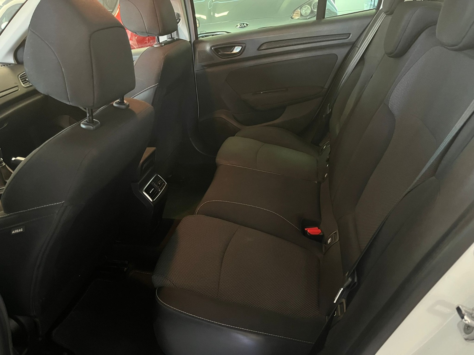 2022 Benzin Manuel Renault Megane Beyaz Ermat Motorlu Araçlar ve Tarım Ürünleri Sanayi Ticaret A.Ş.