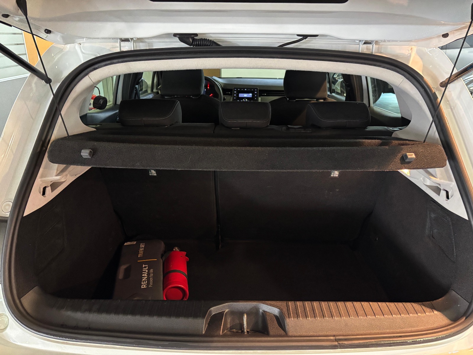 2022 Benzin Manuel Renault Clio Beyaz Ermat Motorlu Araçlar ve Tarım Ürünleri Sanayi Ticaret A.Ş.