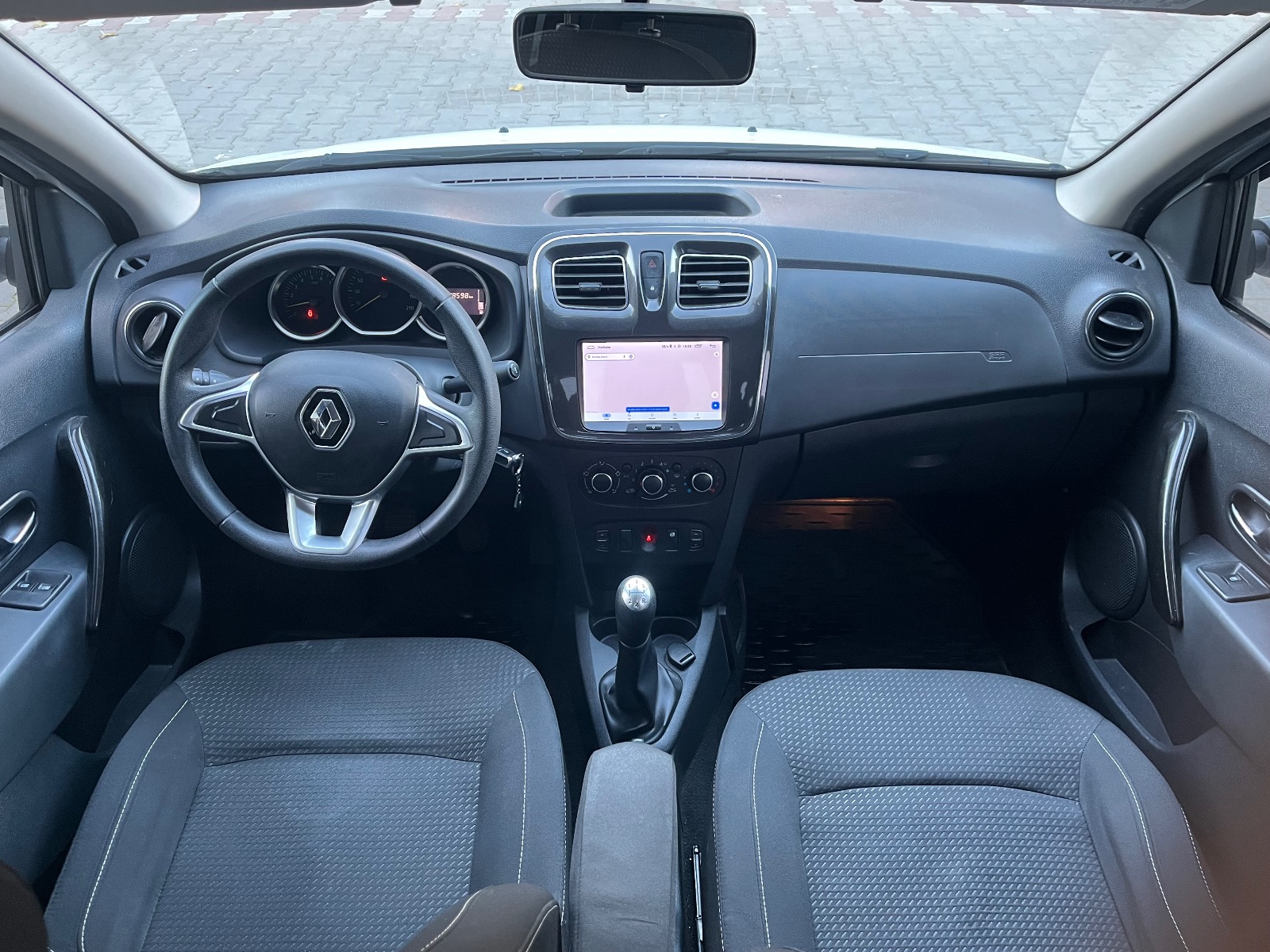 2017 Benzin Manuel Renault Symbol Beyaz Ermat Motorlu Araçlar ve Tarım Ürünleri Sanayi Ticaret A.Ş.