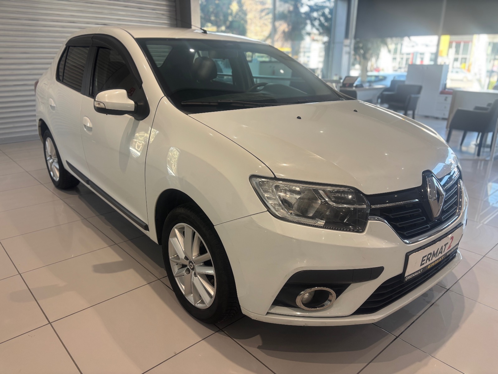 2017 Benzin Manuel Renault Symbol Beyaz Ermat Motorlu Araçlar ve Tarım Ürünleri Sanayi Ticaret A.Ş.