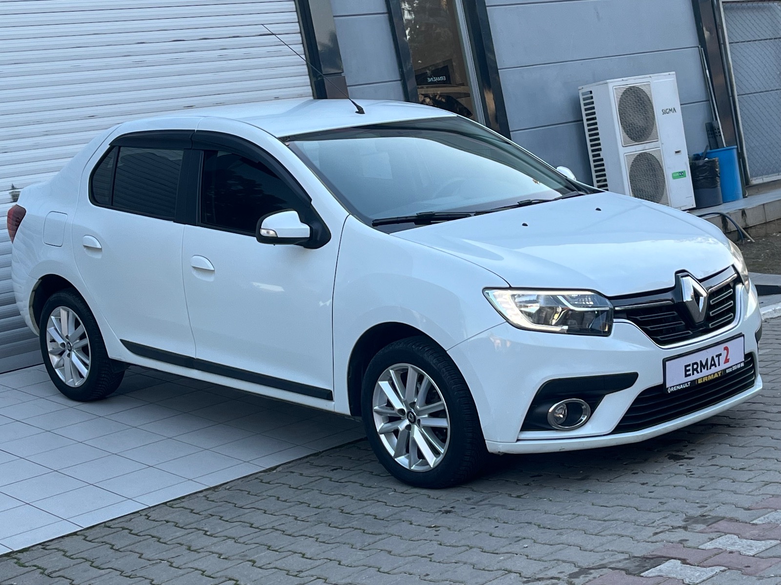 2017 Benzin Manuel Renault Symbol Beyaz Ermat Motorlu Araçlar ve Tarım Ürünleri Sanayi Ticaret A.Ş.