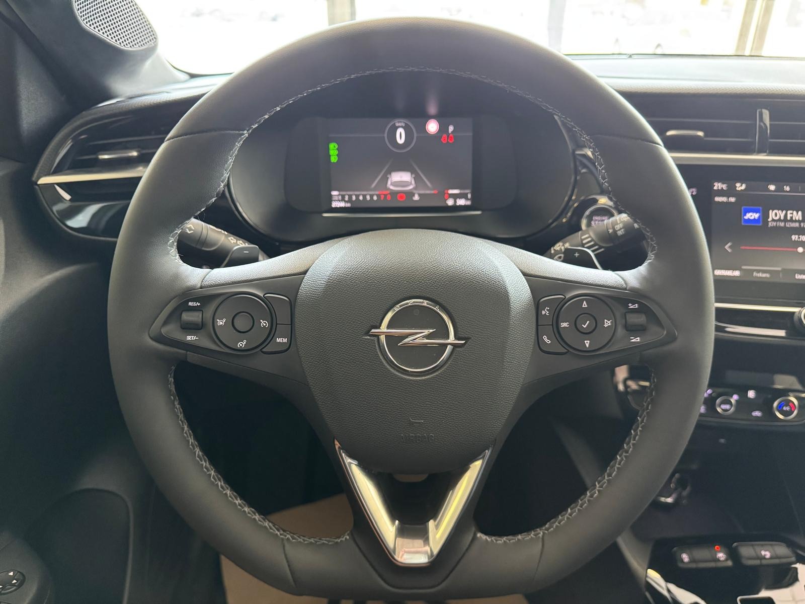 2023 Benzin Otomatik Opel Corsa Beyaz Ermat Motorlu Araçlar ve Tarım Ürünleri Sanayi Ticaret A.Ş.