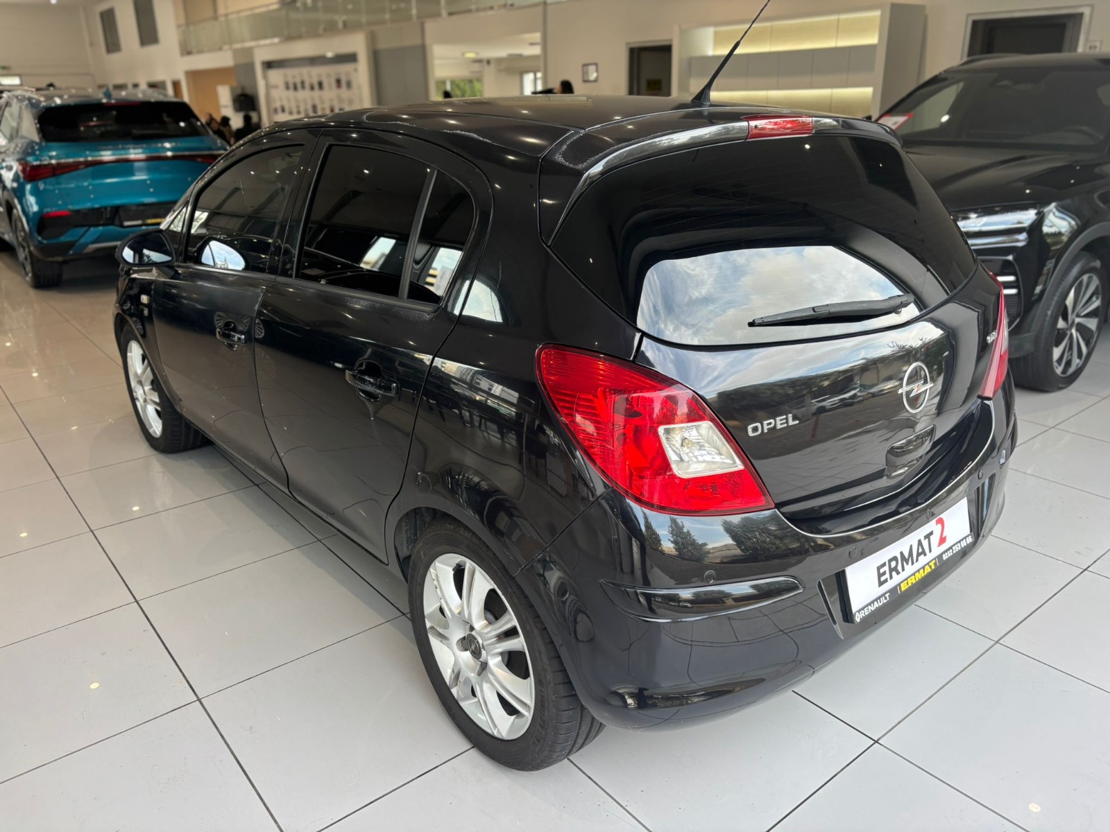 2011 Dizel Manuel Opel Corsa Siyah Ermat Motorlu Araçlar ve Tarım Ürünleri Sanayi Ticaret A.Ş.