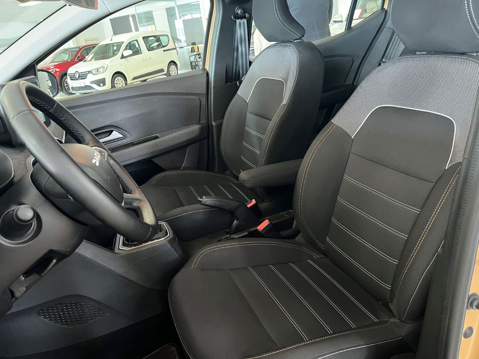 2024 Benzin Otomatik Dacia Sandero Bej Ermat Motorlu Araçlar ve Tarım Ürünleri Sanayi Ticaret A.Ş.