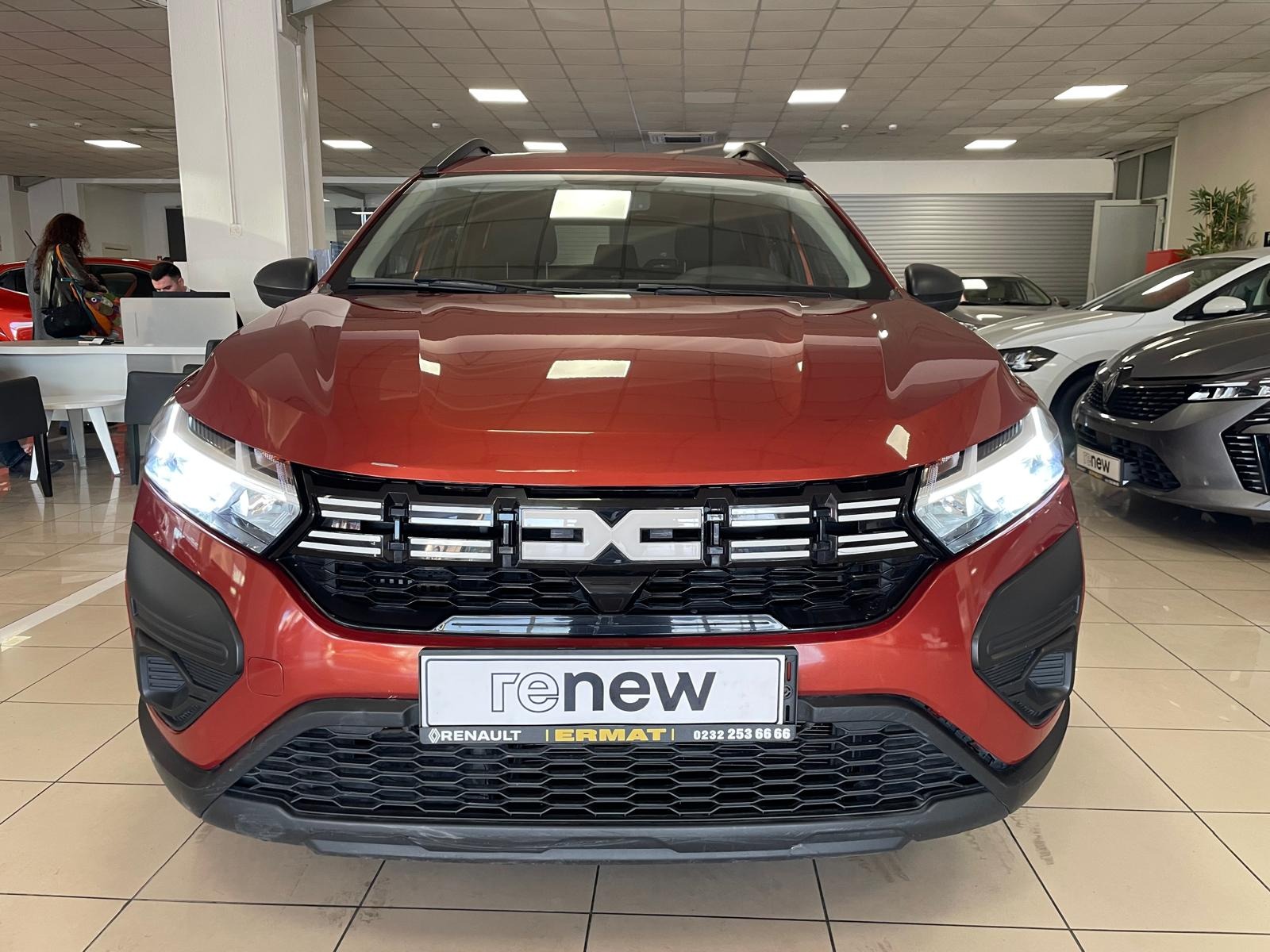 2023 Benzin Manuel Dacia Jogger Turuncu Ermat Motorlu Araçlar ve Tarım Ürünleri Sanayi Ticaret A.Ş.