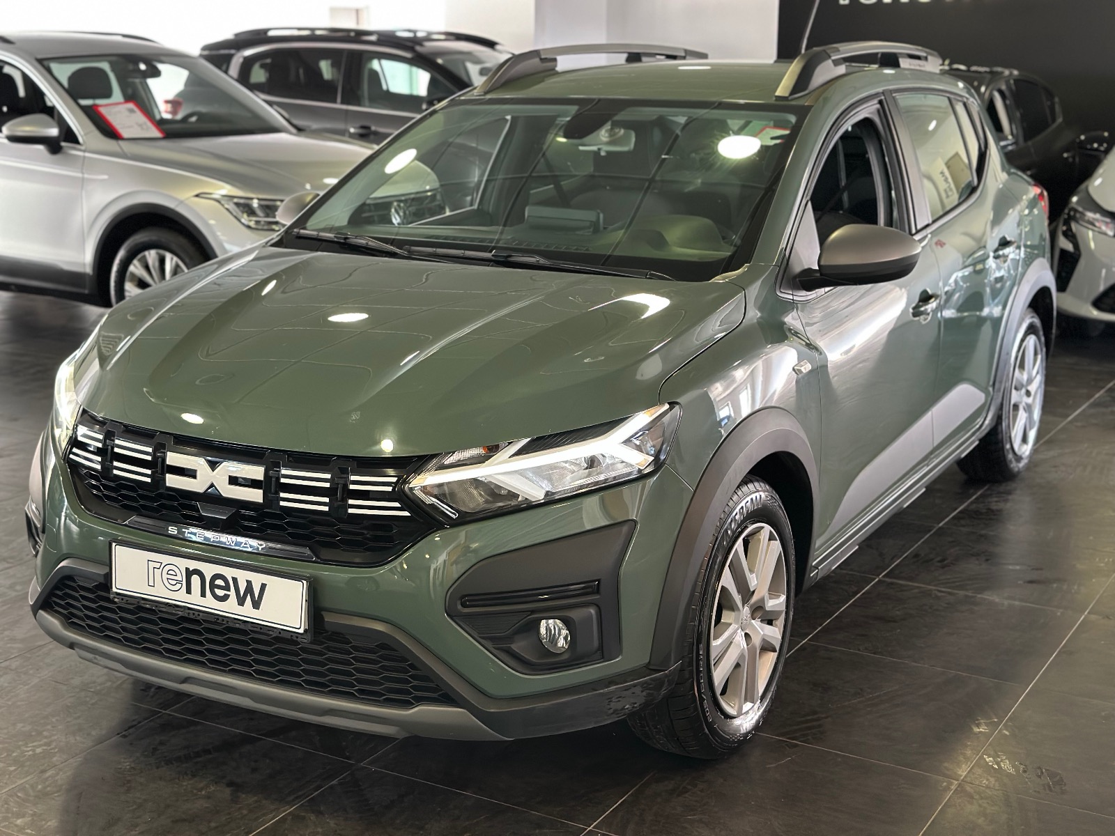 2023 Benzin Otomatik Dacia Sandero Stepway Yeşil Ermat Motorlu Araçlar ve Tarım Ürünleri Sanayi Ticaret A.Ş.