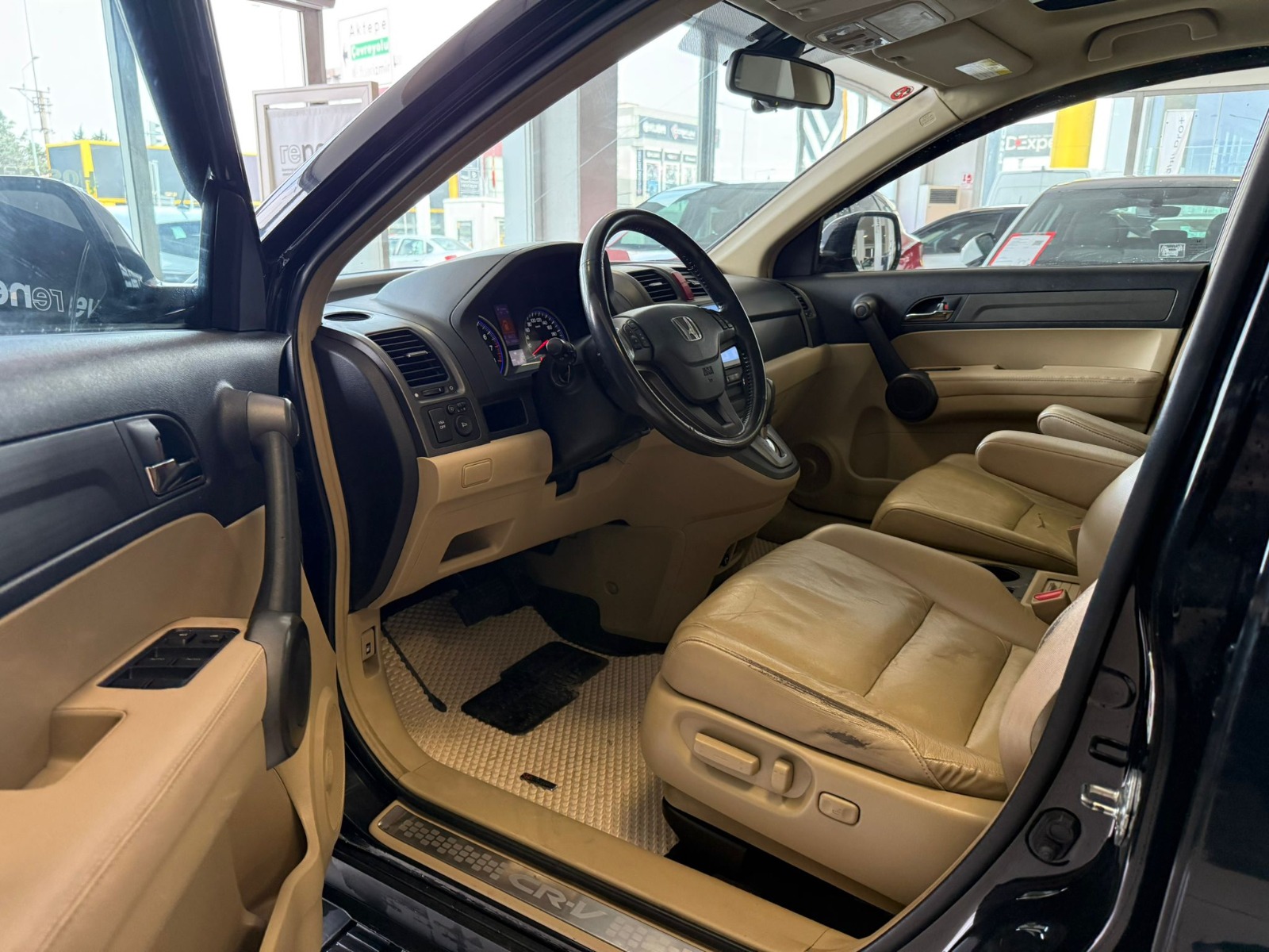 2011 Benzin Otomatik Honda CR-V Siyah Ermat Motorlu Araçlar ve Tarım Ürünleri Sanayi Ticaret A.Ş.