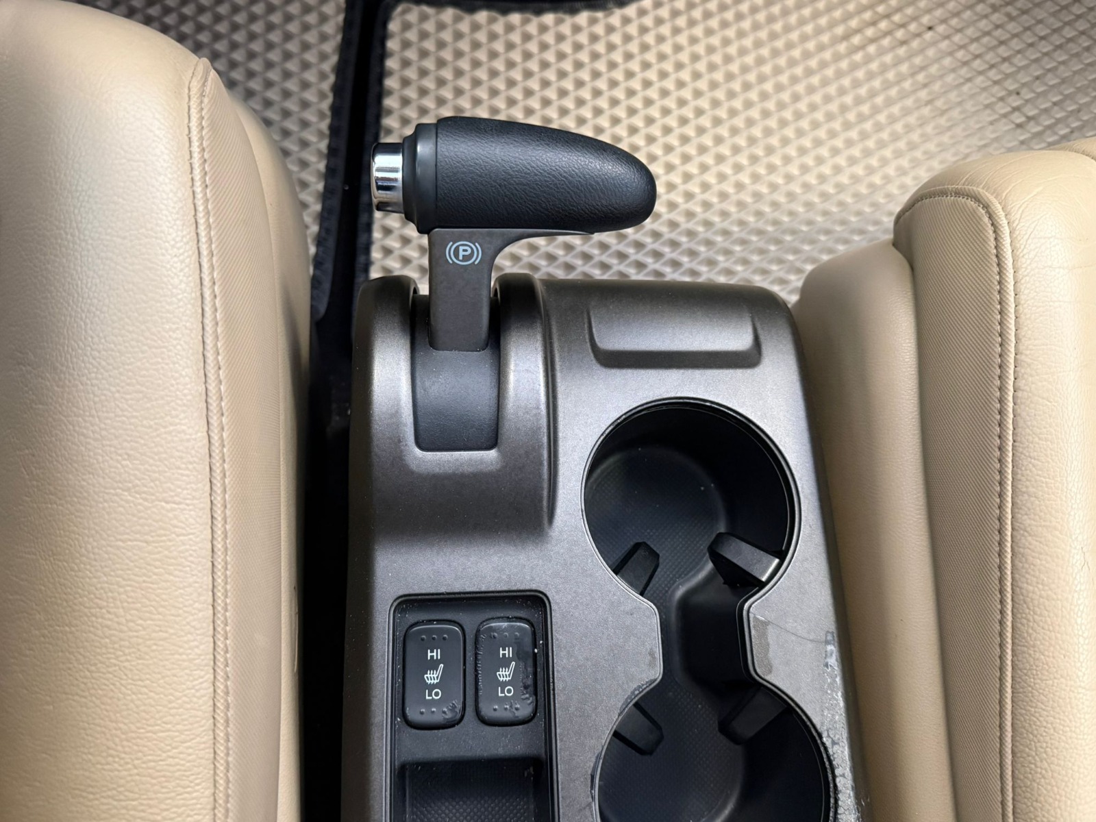 2011 Benzin Otomatik Honda CR-V Siyah Ermat Motorlu Araçlar ve Tarım Ürünleri Sanayi Ticaret A.Ş.