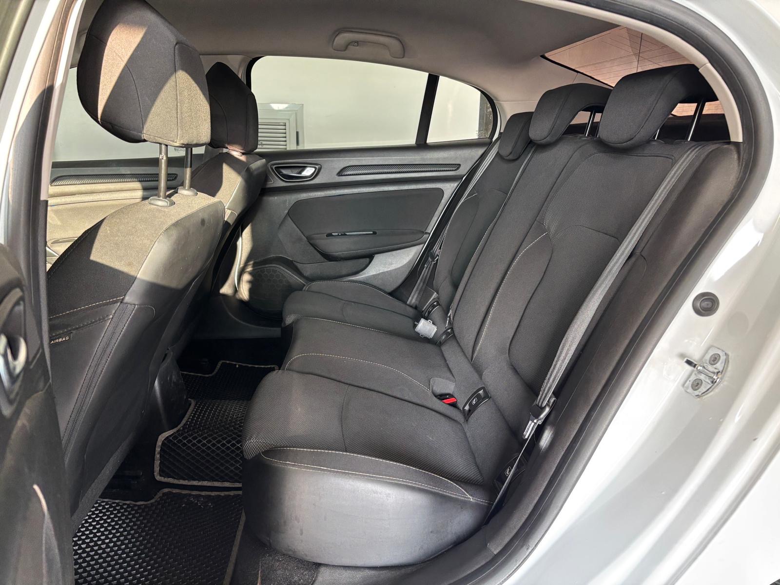 2017 Dizel Manuel Renault Megane Beyaz Ermat Motorlu Araçlar ve Tarım Ürünleri Sanayi Ticaret A.Ş.