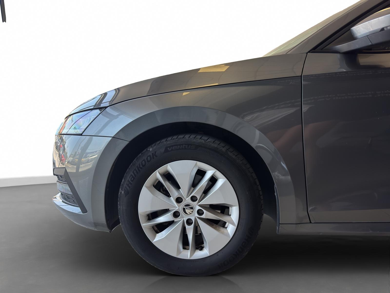 2023 Hybrid Otomatik Skoda Octavia Gri Ermat Motorlu Araçlar ve Tarım Ürünleri Sanayi Ticaret A.Ş.