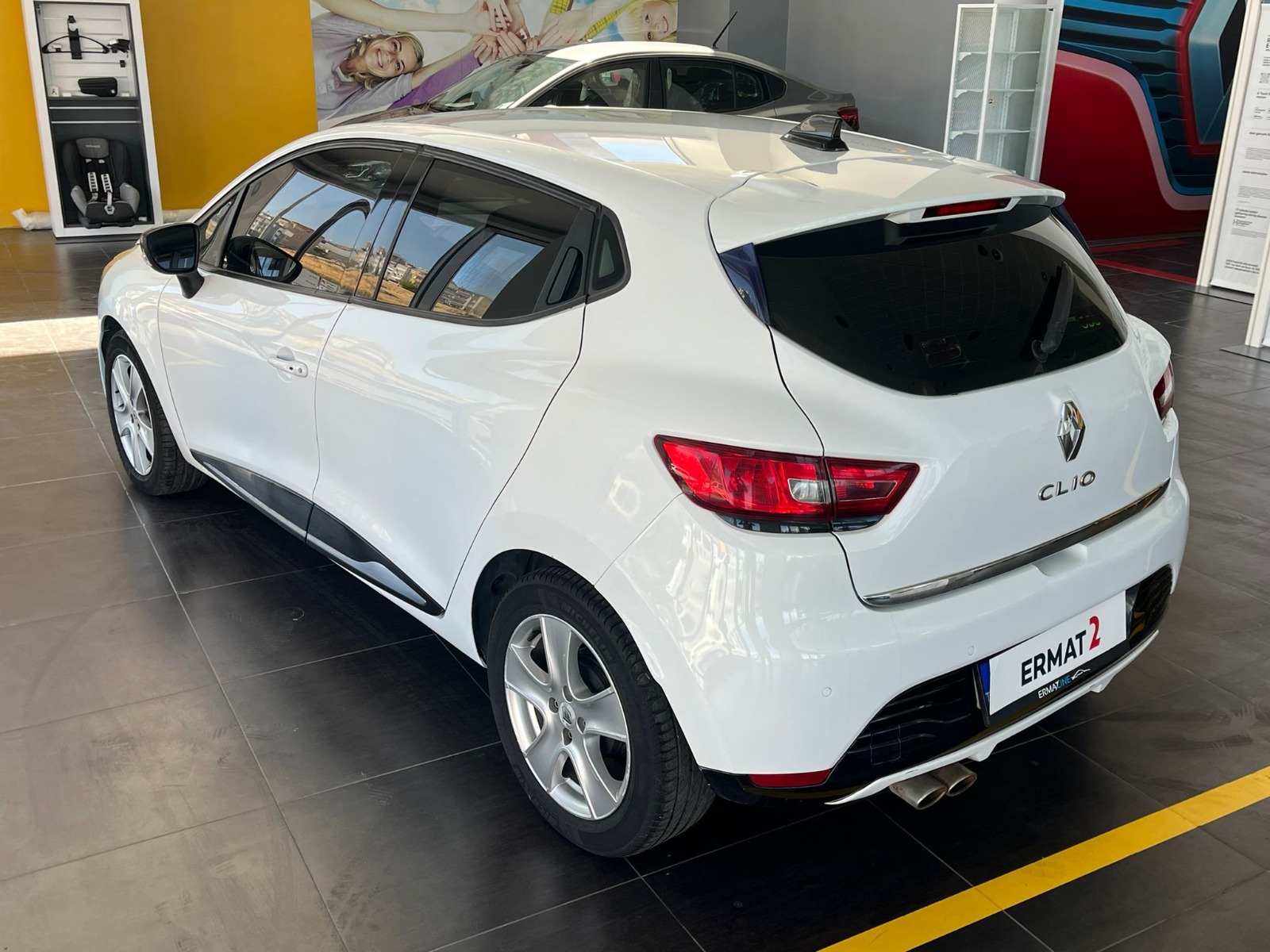 2016 Dizel Manuel Renault Clio Beyaz Ermat Motorlu Araçlar ve Tarım Ürünleri Sanayi Ticaret A.Ş.