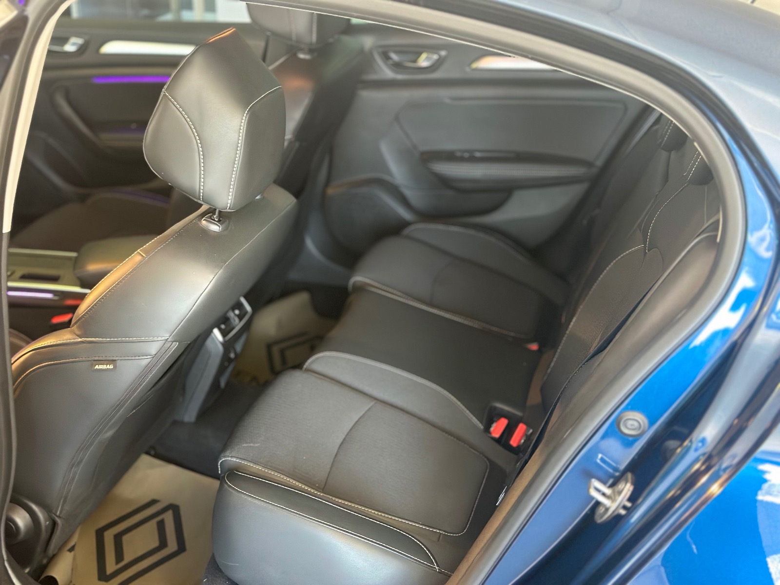 2023 Benzin Otomatik Renault Megane Lacivert Ermat Motorlu Araçlar ve Tarım Ürünleri Sanayi Ticaret A.Ş.