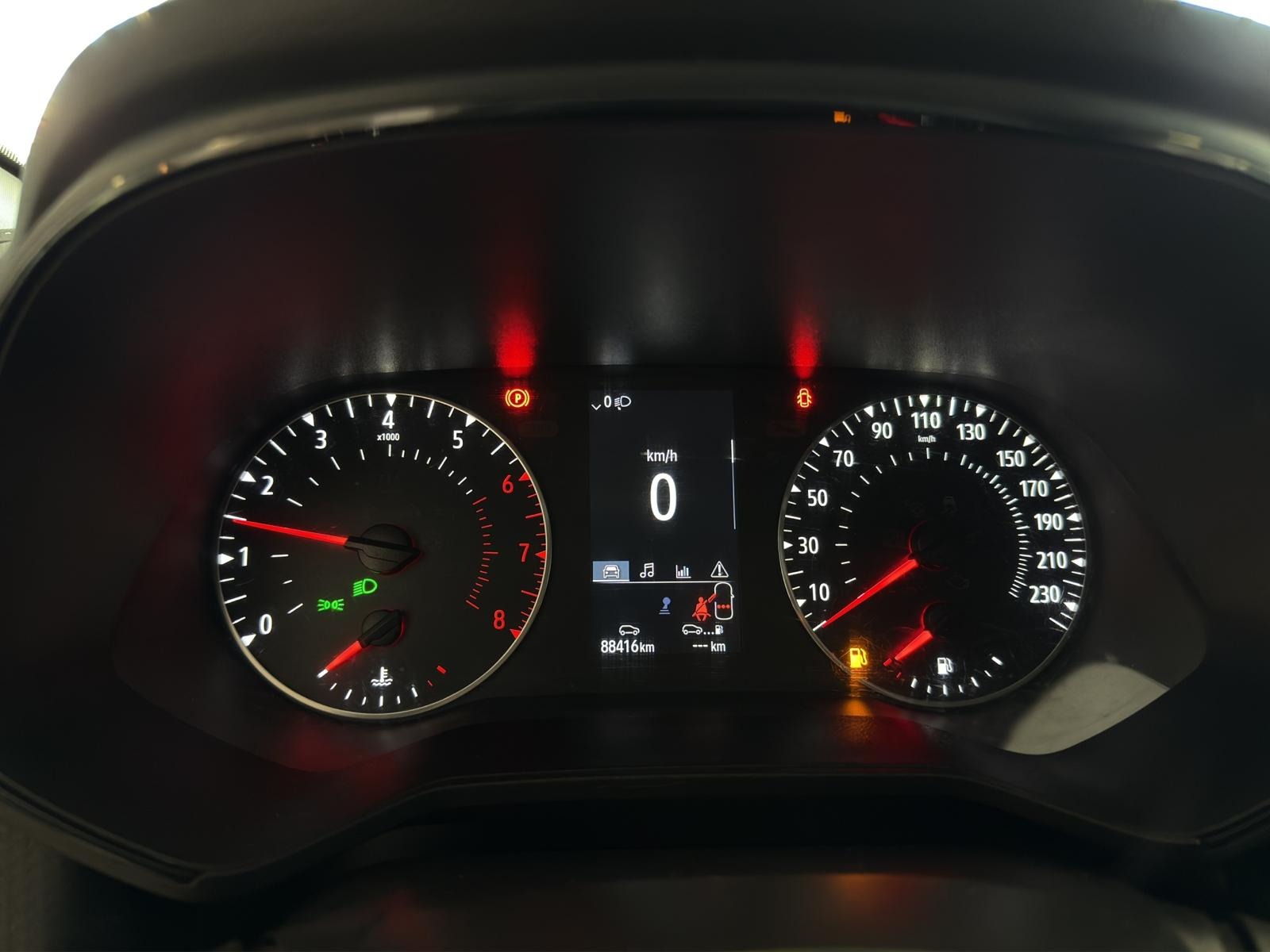 2023 Benzin Manuel Renault Clio Beyaz Ermat Motorlu Araçlar ve Tarım Ürünleri Sanayi Ticaret A.Ş.