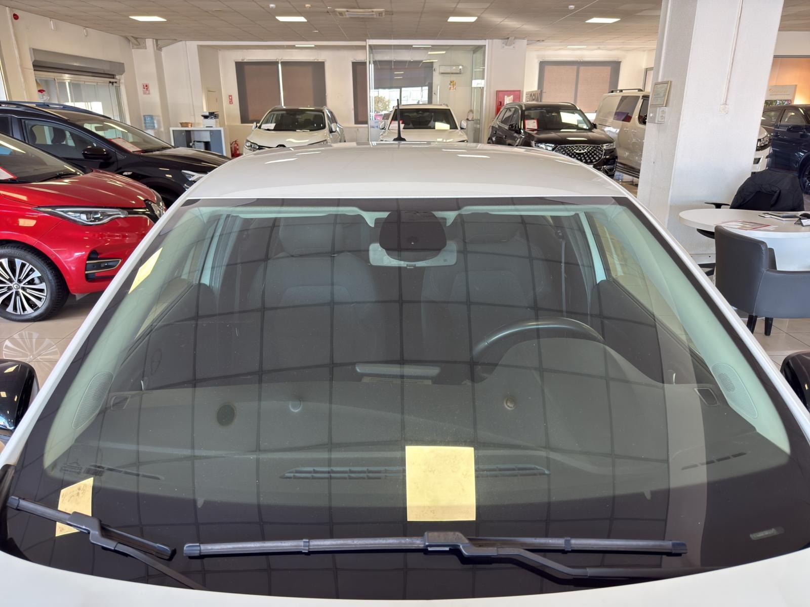 2023 Benzin Manuel Renault Clio Beyaz Ermat Motorlu Araçlar ve Tarım Ürünleri Sanayi Ticaret A.Ş.