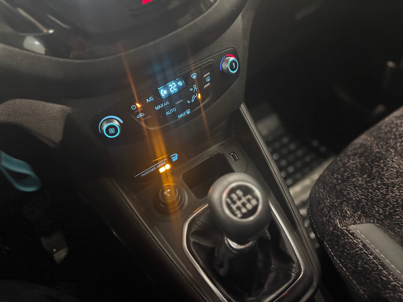 2021 Dizel Manuel Ford Tourneo Courier Beyaz Ermat Motorlu Araçlar ve Tarım Ürünleri Sanayi Ticaret A.Ş.