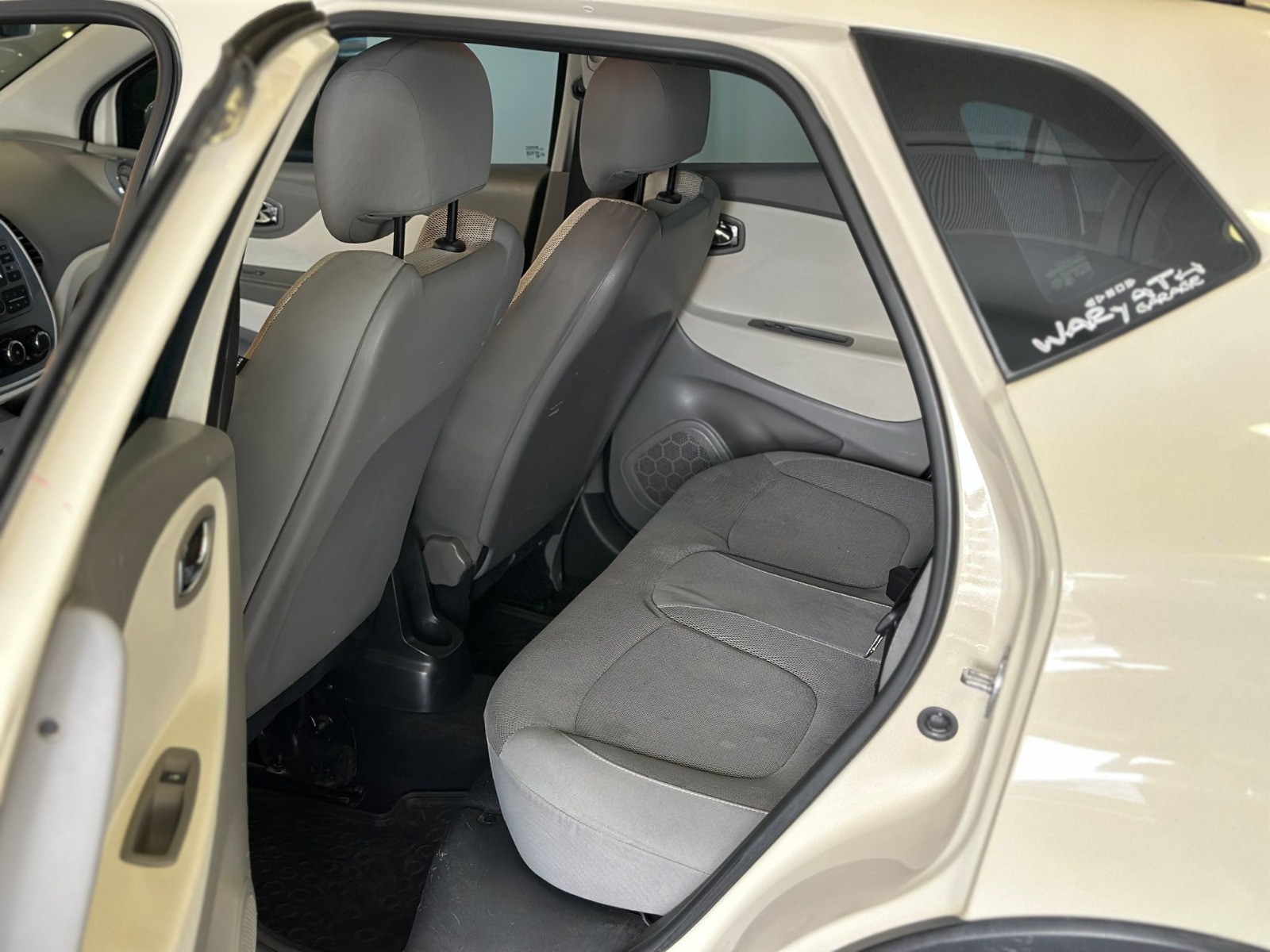 2013 Benzin Manuel Renault Captur Beyaz Ermat Motorlu Araçlar ve Tarım Ürünleri Sanayi Ticaret A.Ş.