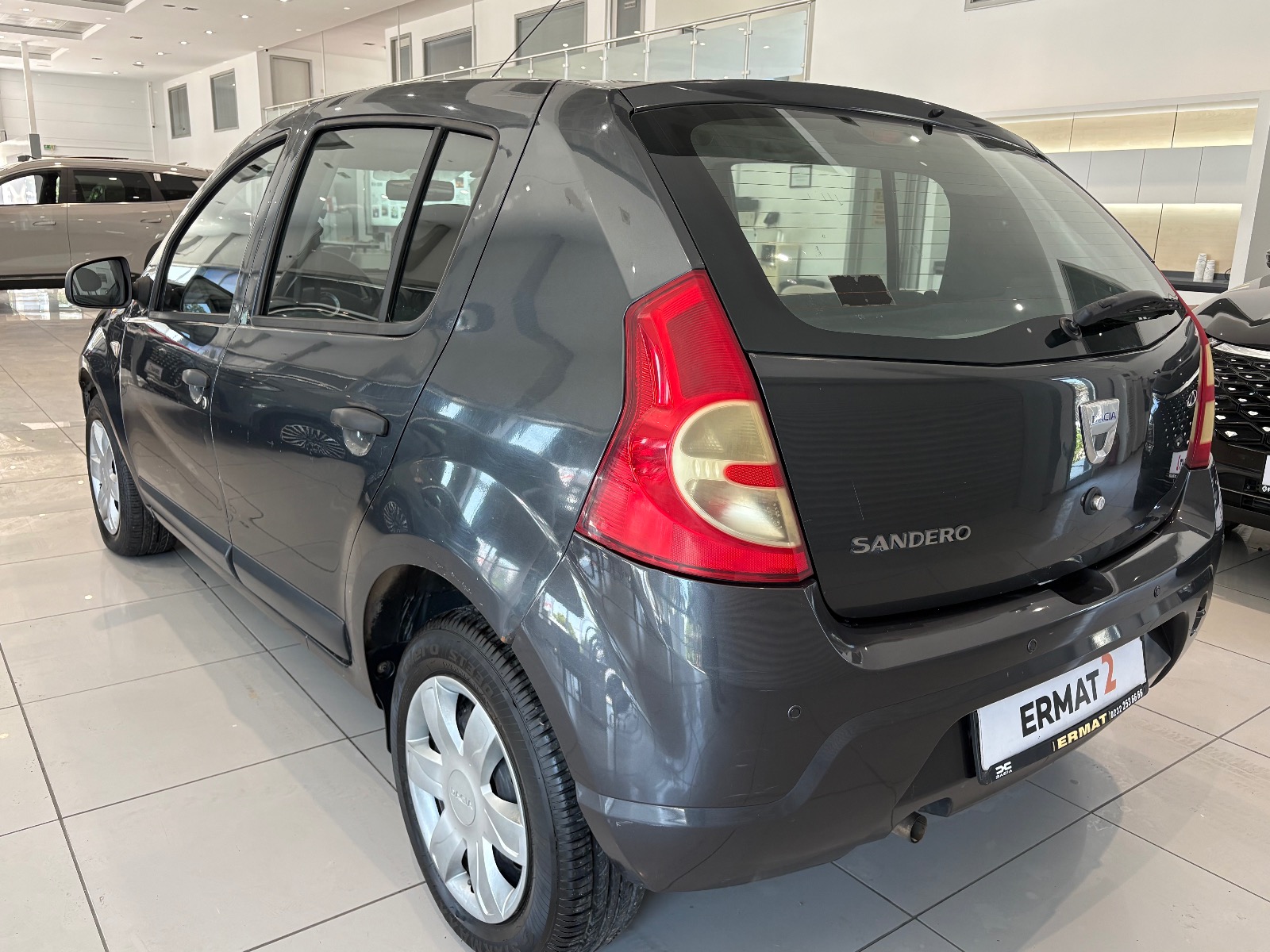 2011 Benzin Manuel Dacia Sandero Gri Ermat Motorlu Araçlar ve Tarım Ürünleri Sanayi Ticaret A.Ş.