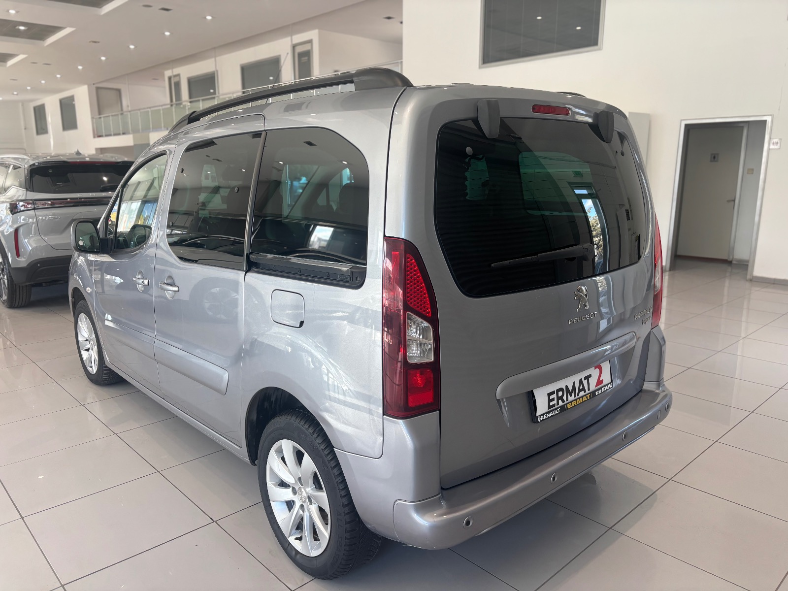 2017 Dizel Manuel Peugeot Partner Gri Ermat Motorlu Araçlar ve Tarım Ürünleri Sanayi Ticaret A.Ş.