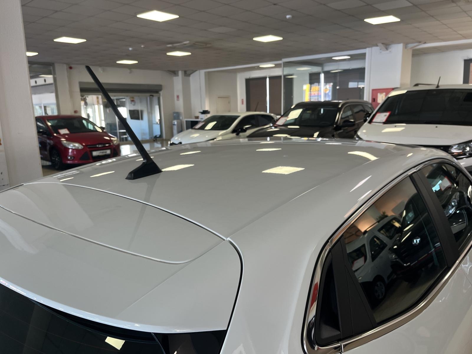 2025 Benzin Otomatik Renault Clio Beyaz Ermat Motorlu Araçlar ve Tarım Ürünleri Sanayi Ticaret A.Ş.