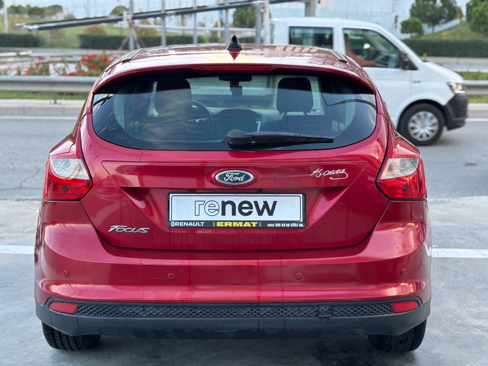 2012 Dizel Manuel Ford Focus Kırmızı Ermat Motorlu Araçlar ve Tarım Ürünleri Sanayi Ticaret A.Ş.