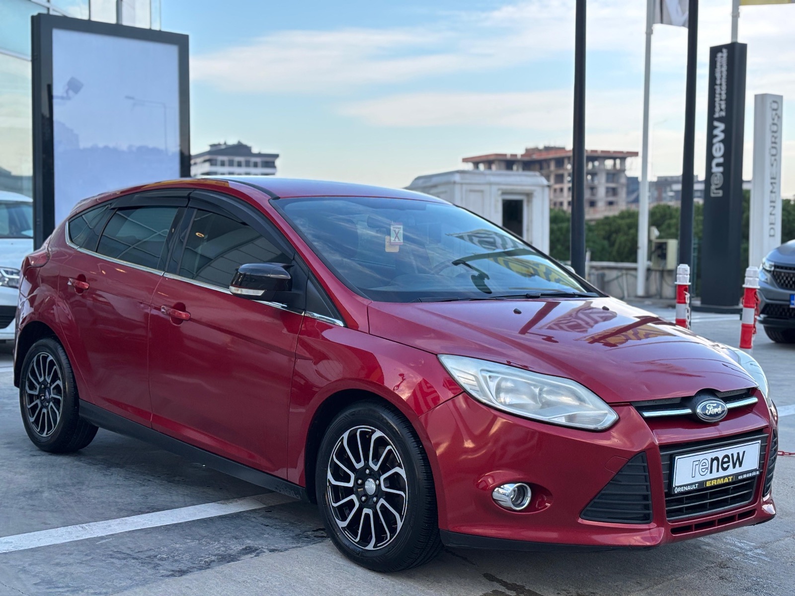 2012 Dizel Manuel Ford Focus Kırmızı Ermat Motorlu Araçlar ve Tarım Ürünleri Sanayi Ticaret A.Ş.