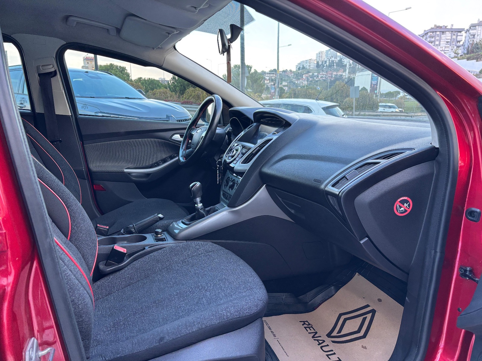 2012 Dizel Manuel Ford Focus Kırmızı Ermat Motorlu Araçlar ve Tarım Ürünleri Sanayi Ticaret A.Ş.