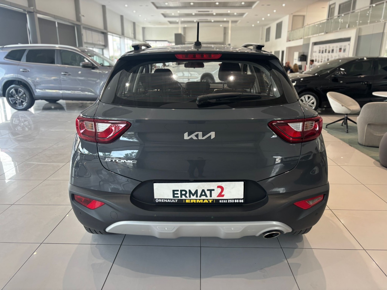 2021 Benzin Manuel Kia Stonic Gri Ermat Motorlu Araçlar ve Tarım Ürünleri Sanayi Ticaret A.Ş.
