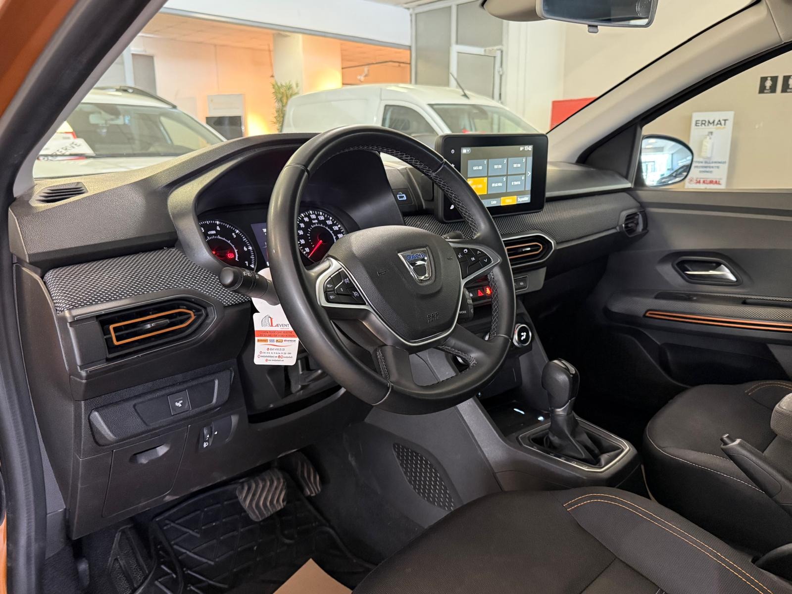2022 Benzin Otomatik Dacia Sandero Stepway Turuncu Ermat Motorlu Araçlar ve Tarım Ürünleri Sanayi Ticaret A.Ş.