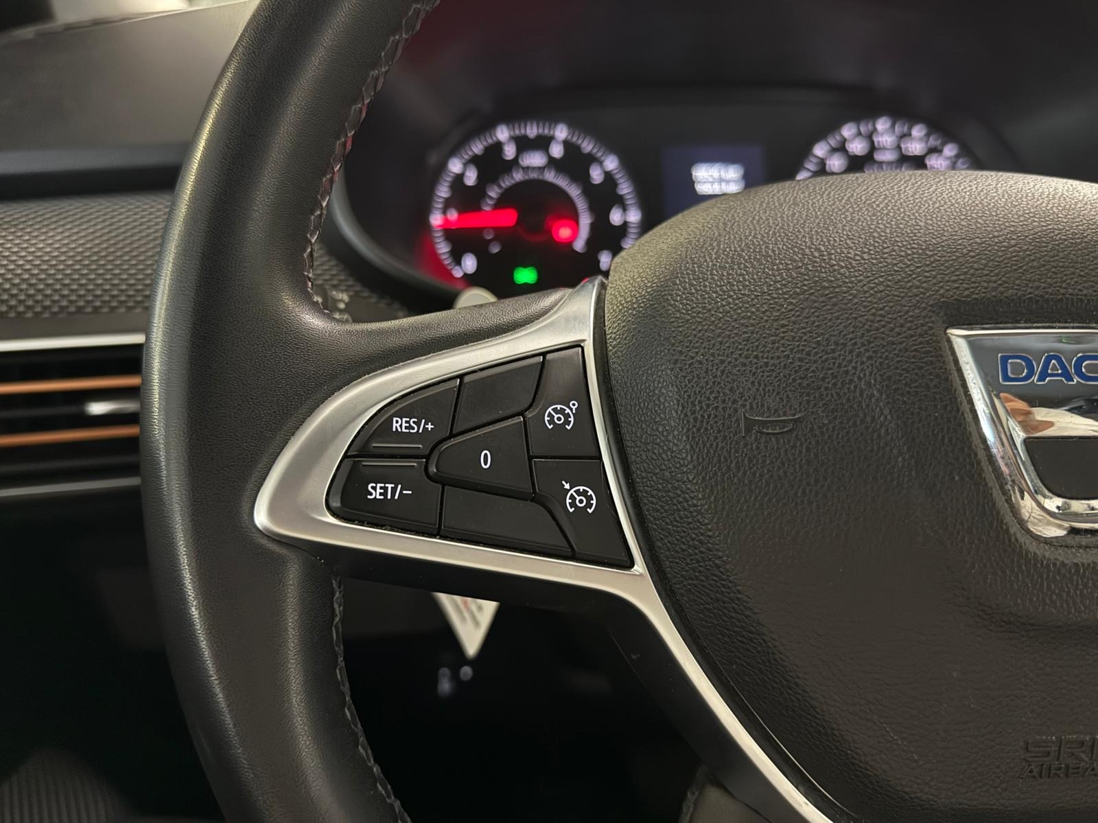 2022 Benzin Otomatik Dacia Sandero Stepway Turuncu Ermat Motorlu Araçlar ve Tarım Ürünleri Sanayi Ticaret A.Ş.