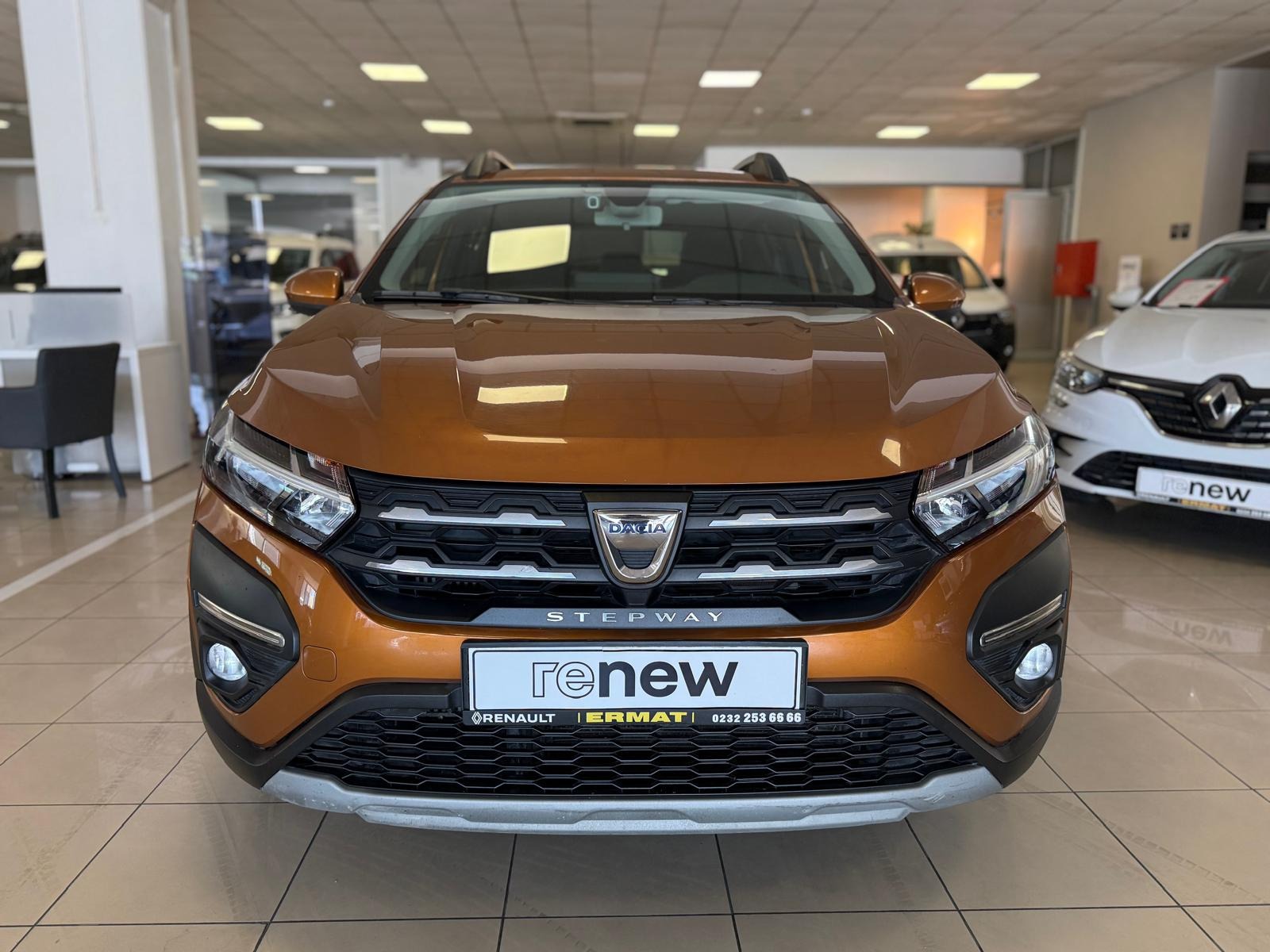 2022 Benzin Otomatik Dacia Sandero Stepway Turuncu Ermat Motorlu Araçlar ve Tarım Ürünleri Sanayi Ticaret A.Ş.